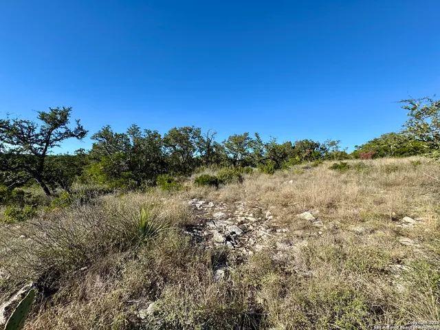 $165,000 | Lot 31 West W Cr, Mico, TX 78056