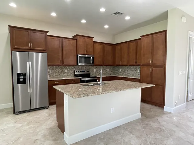 $3,890 | 5573 Zestar Lane, Westlake, FL 33470