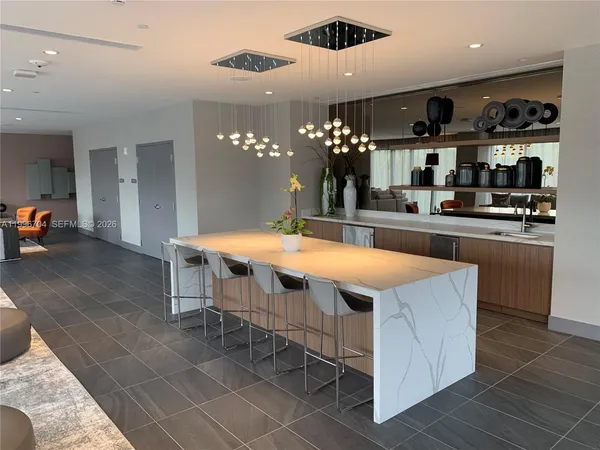 $449,999 | 5350 Northwest 84th Avenue, Unit 1803, Doral, FL 33166