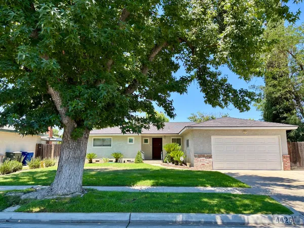 $365,000 | 4425 East Indianapolis Avenue, Fresno, CA 93726