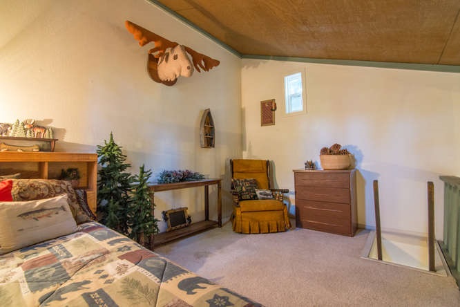 15460 Donner Pass Road, Unit 35 Truckee, CA 96161 - Photo 7 of 14 Gallery Image 7