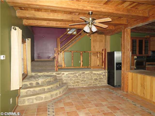 518 Rains Lane Cardinal, VA 23025 - Photo 4 of 21