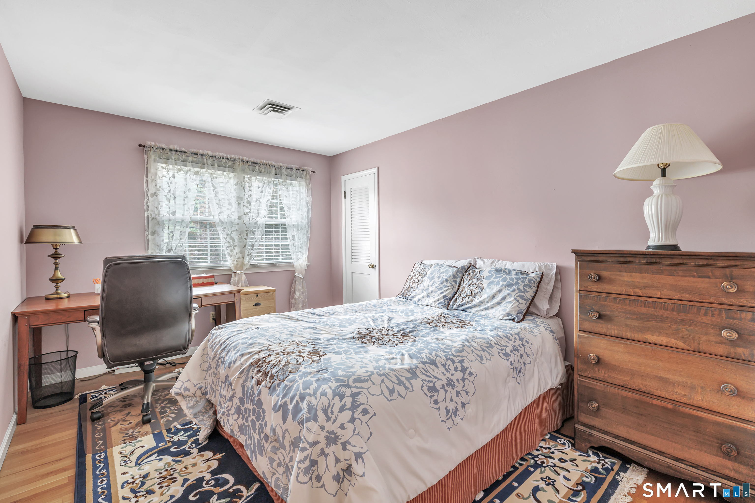 460 Stonehouse Road Trumbull, CT 06611 - Photo 16 of 25