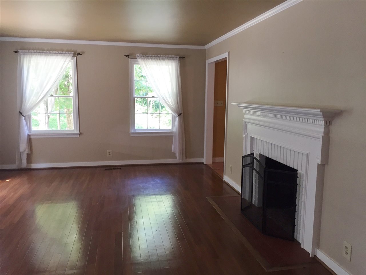 708 Hawthorne Road New Castle, IN 47362 - Photo 3 of 25 Gallery Image 3