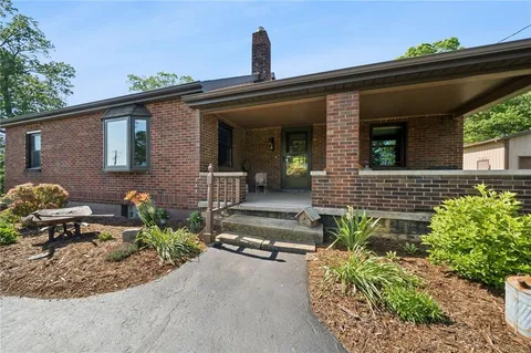 $525,000 | 650 Unionville Road, Butler, PA 16001