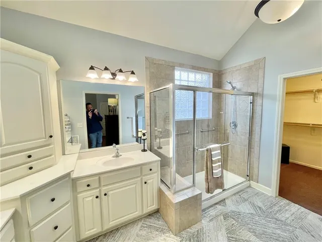 $524,900 | 8636 North Utica Road, Kansas City, MO 64153