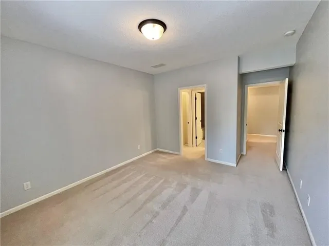 $524,900 | 8636 North Utica Road, Kansas City, MO 64153