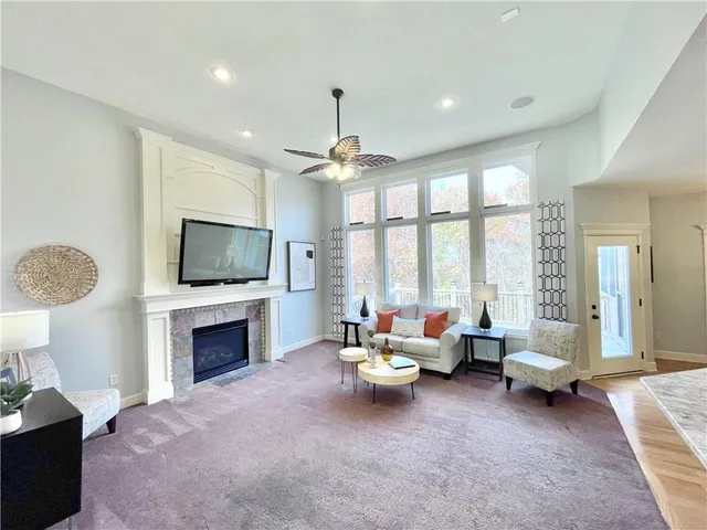 $524,900 | 8636 North Utica Road, Kansas City, MO 64153