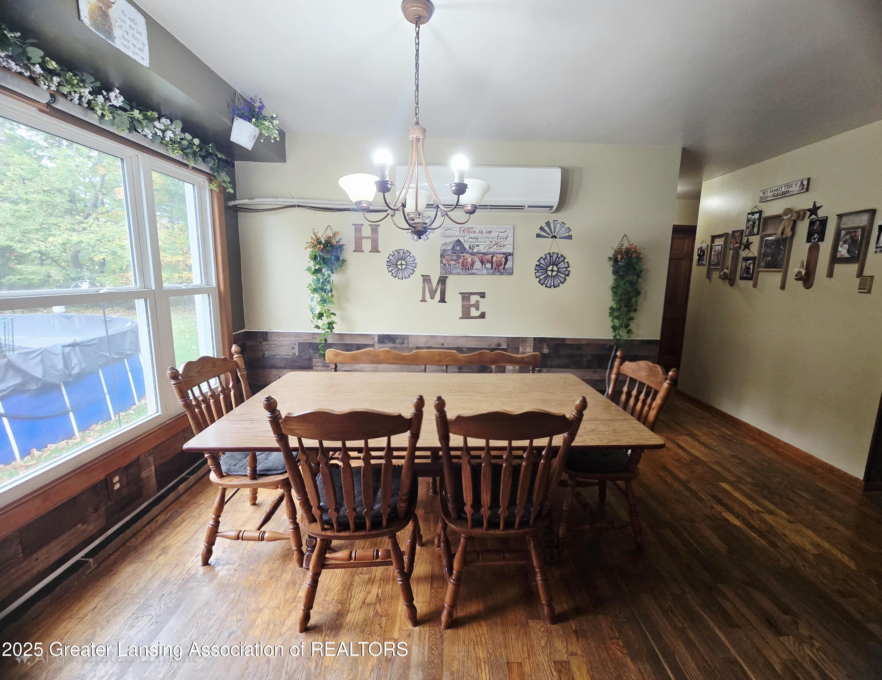 7694 North Meridian Road Elsie, MI 48831 - Photo 13 of 41 Merdian dinning