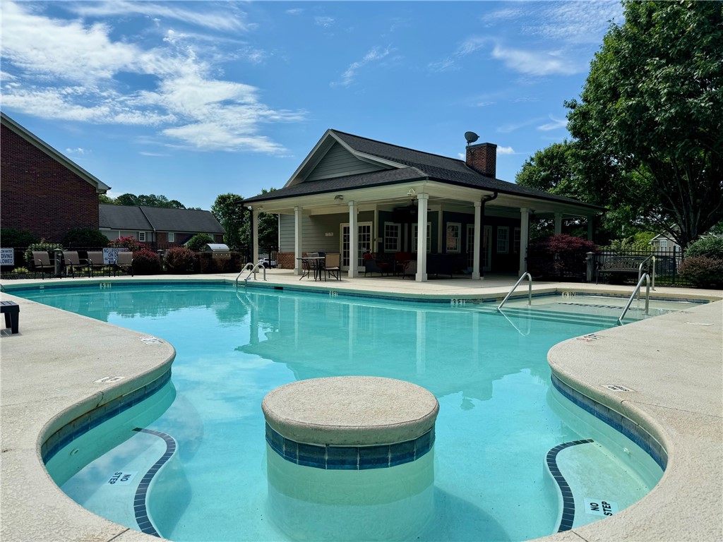 209 Calhoun Street, Unit 402 Clemson, SC 29631 - Photo 2 of 31 Neighborhood amenities