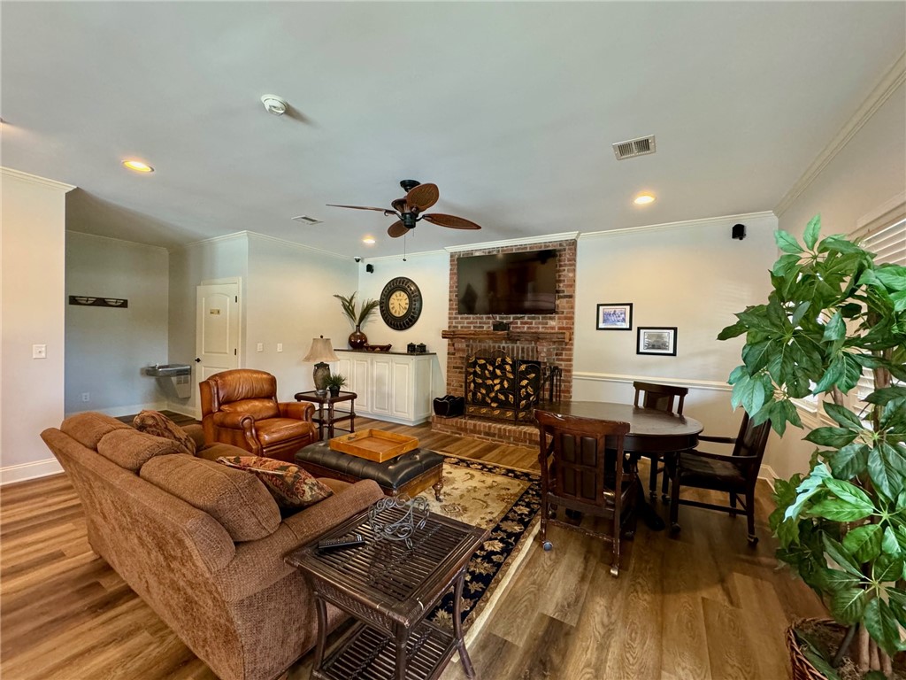 209 Calhoun Street, Unit 402 Clemson, SC 29631 - Photo 25 of 31 Clubhouse