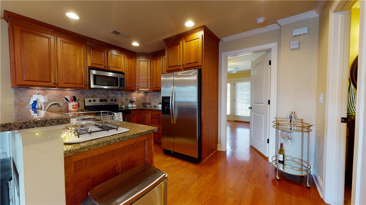 209 Calhoun Street, Unit 402 Clemson, SC 29631 - Photo 7 of 31