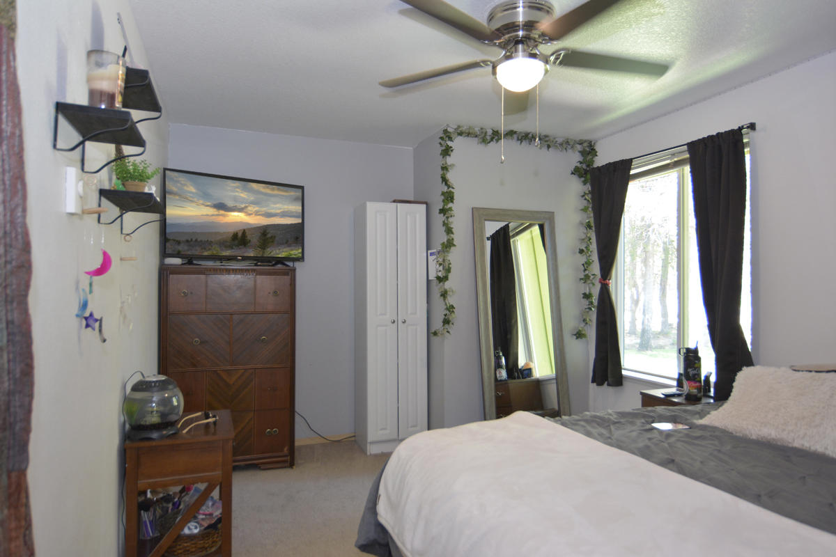 17251 Gadwall Road Bend, OR 97707 - Photo 22 of 27 24