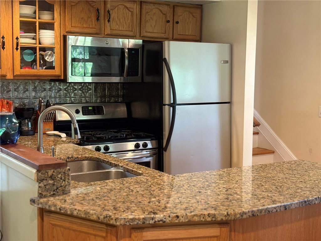40 Anthony Road Foster, RI 02825 - Photo 8 of 26