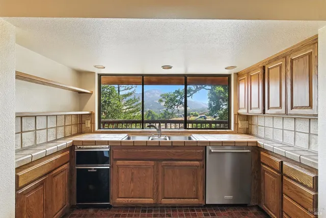 $1,440,000 | 4870 Bennett Valley Road, Santa Rosa, CA 95404