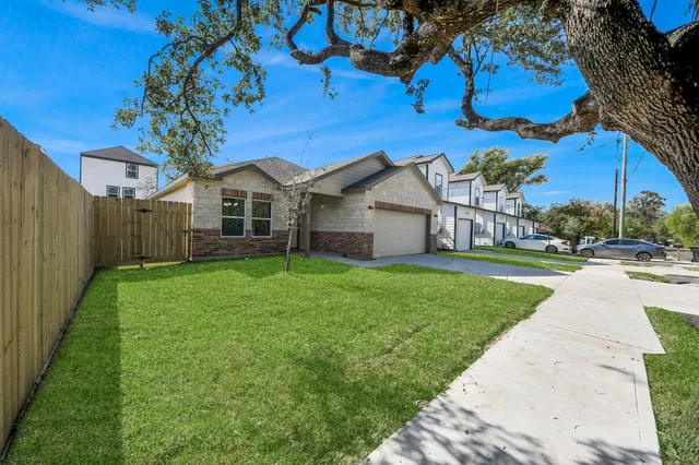 $275,000 | 328 Gans Street, Houston, TX 77029