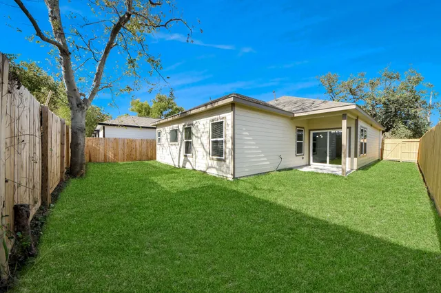 $275,000 | 328 Gans Street, Houston, TX 77029