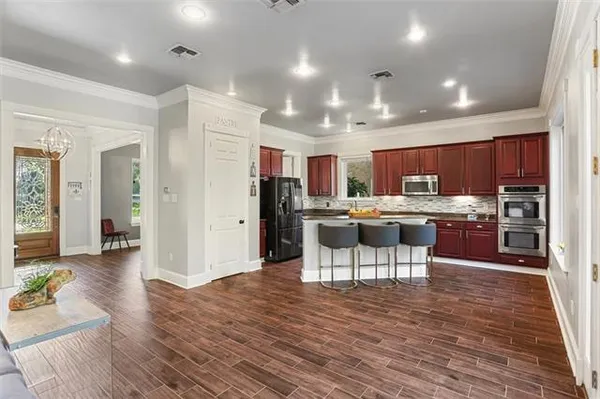 $515,000 | 50 Fairway Oaks Drive, New Orleans, LA 70131
