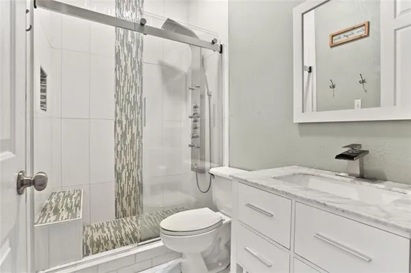 $515,000 | 50 Fairway Oaks Drive, New Orleans, LA 70131