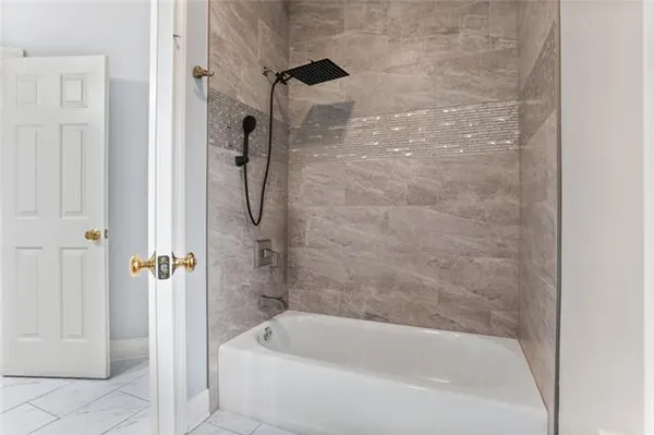 $515,000 | 50 Fairway Oaks Drive, New Orleans, LA 70131