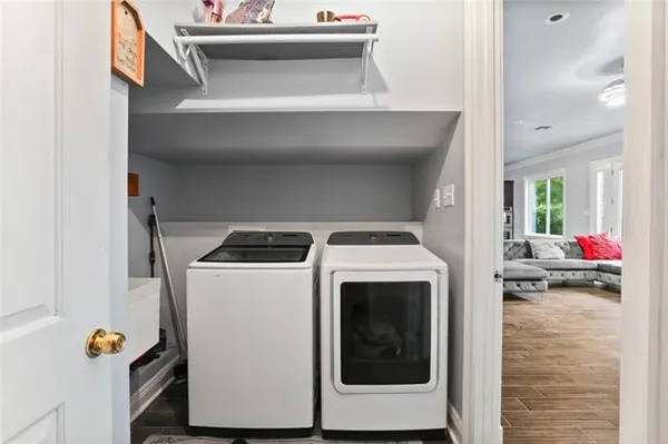 $515,000 | 50 Fairway Oaks Drive, New Orleans, LA 70131