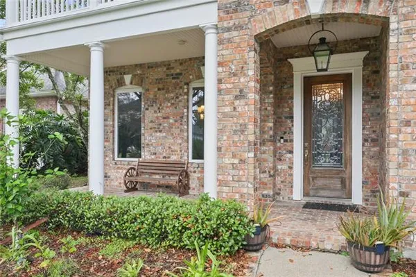 $515,000 | 50 Fairway Oaks Drive, New Orleans, LA 70131