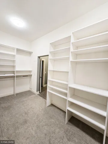 $675,000 | 5014 Dale Ridge Road, Woodbury, MN 55129