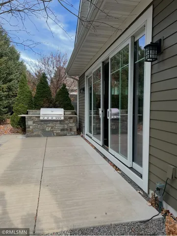 $675,000 | 5014 Dale Ridge Road, Woodbury, MN 55129