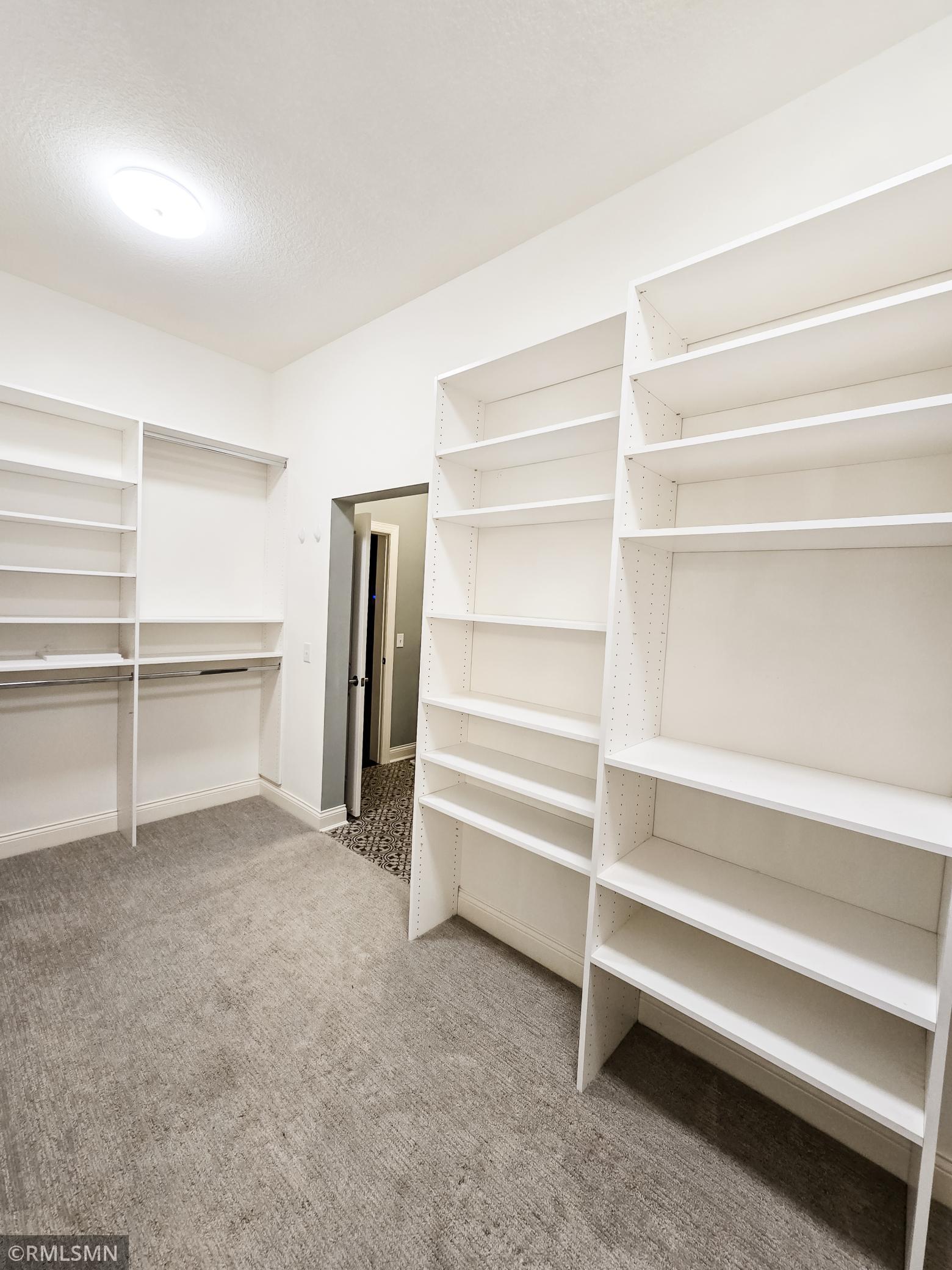 5014 Dale Ridge Road Woodbury, MN 55129 - Photo 17 of 26