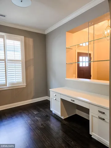 $675,000 | 5014 Dale Ridge Road, Woodbury, MN 55129