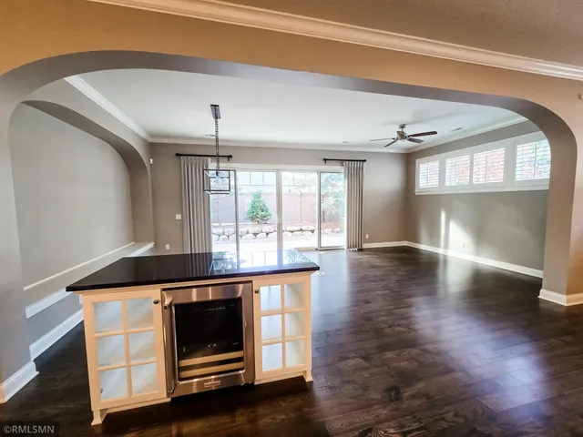 $675,000 | 5014 Dale Ridge Road, Woodbury, MN 55129