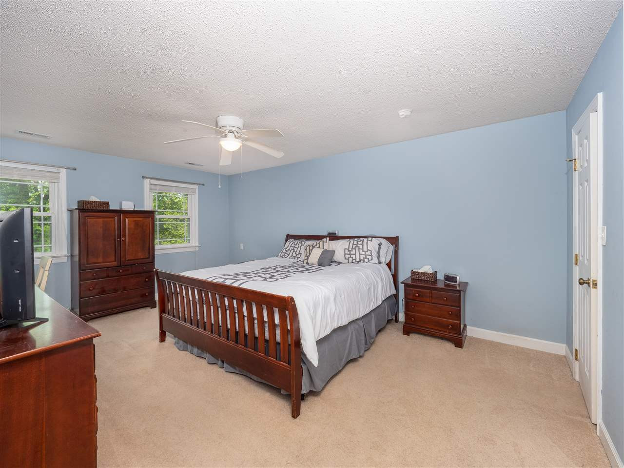 9204 Leesville Road Raleigh, NC 27613 - Photo 11 of 23 Master Bedroom