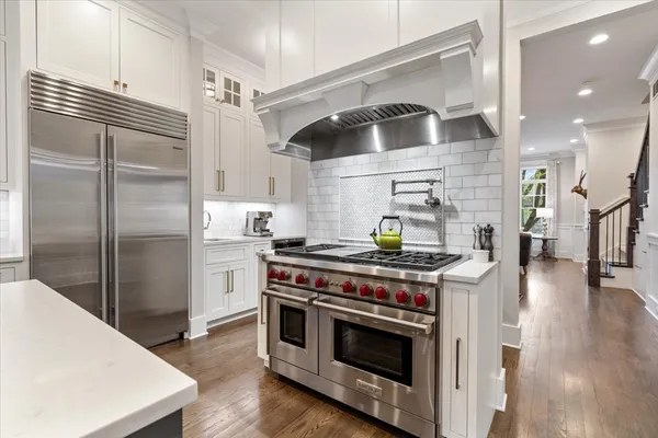 $1,725,000 | 1924 West Farragut Avenue, Chicago, IL 60640
