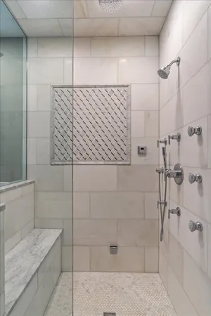 $1,725,000 | 1924 West Farragut Avenue, Chicago, IL 60640