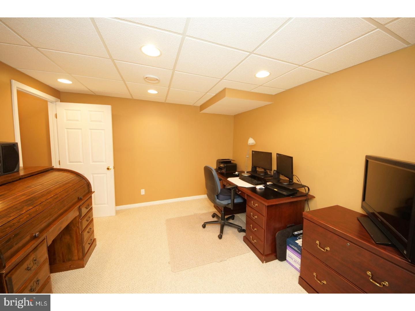 28 Avalon Road Pennington, NJ 08534 - Photo 22 of 25 Gallery Image 22