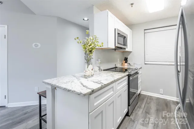 $169,000 | 211 Heritage Boulevard, Unit 402, Fort Mill, SC 29715