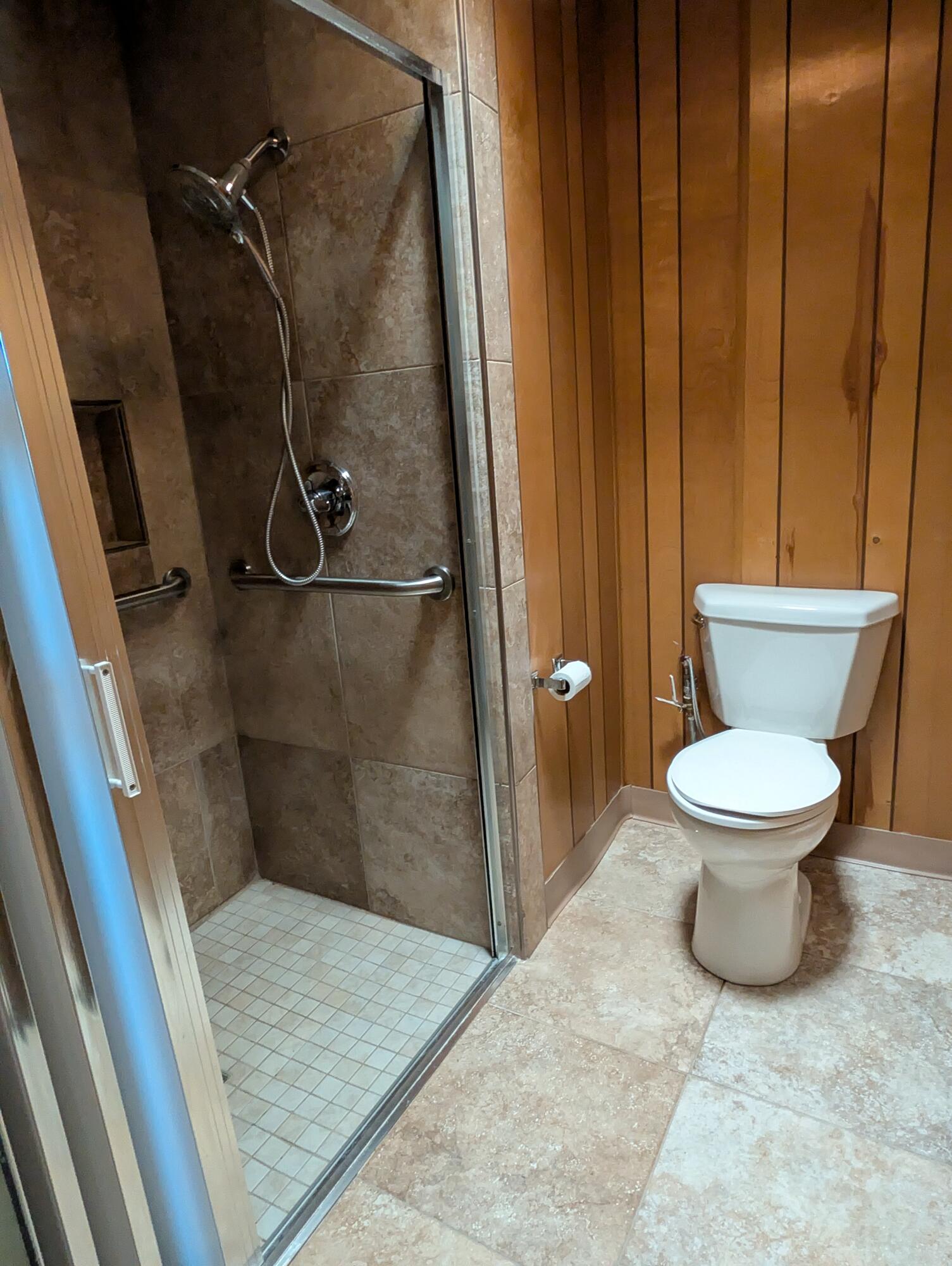 2252 Table Rock Road, Unit SPC 17 Medford, OR 97501 - Photo 12 of 15 Gallery Image 12