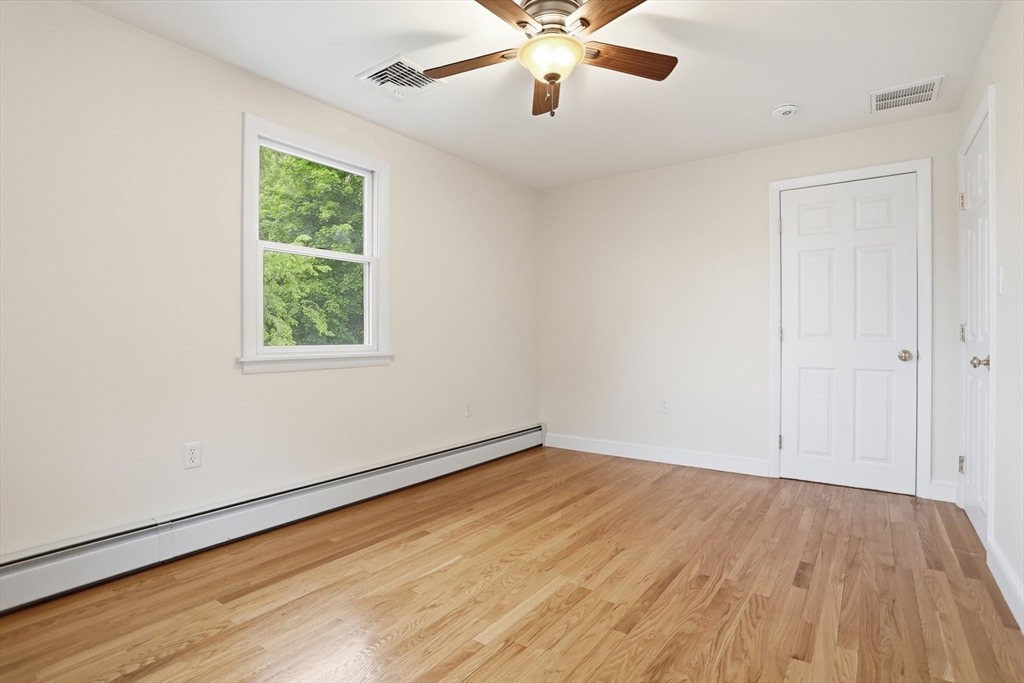 6 Hillcrest Road Bedford, MA 01730 - Photo 24 of 33