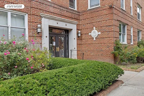$899,000 | 44 Prospect Park West, Unit A2 | Park Slope