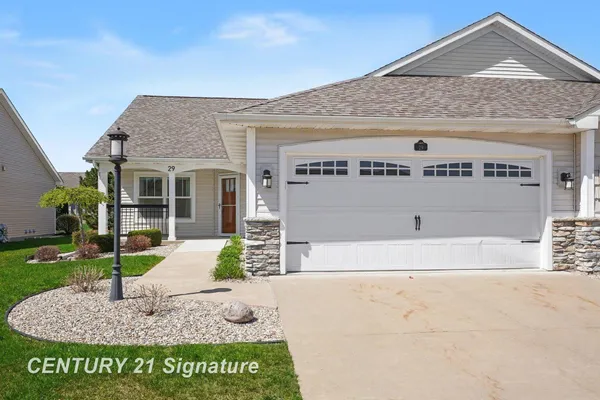$299,000 | 29 Tuscany Circle, Saginaw, MI 48603