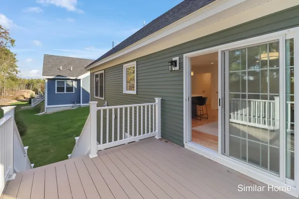 $813,900 | 41 The Cliffs, Unit 41, Auburn, NH 03032