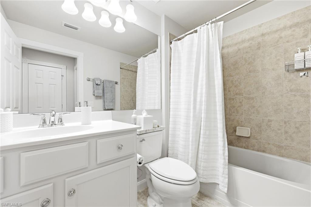 8658 Genova Court Naples, FL 34114 - Photo 20 of 49 Master Bathroom with Bathtub