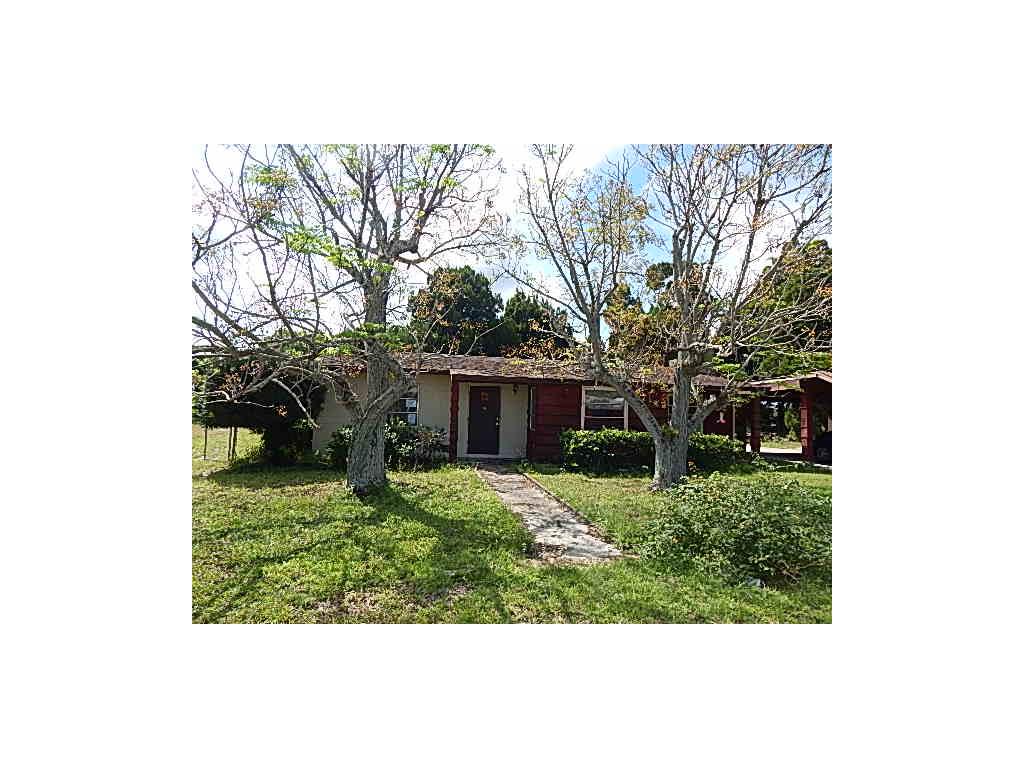 5075 Garretts Road Micco, FL 32976 - Photo 2 of 16 Gallery Image 2