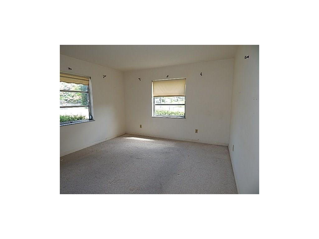 5075 Garretts Road Micco, FL 32976 - Photo 11 of 16 Gallery Image 11