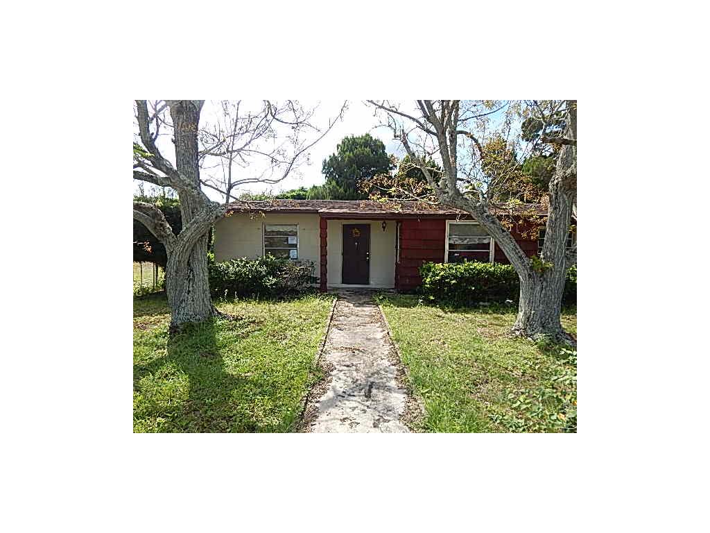 5075 Garretts Road Micco, FL 32976 - Photo 3 of 16 Gallery Image 3