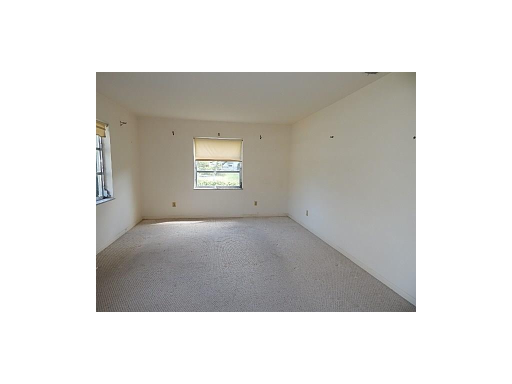 5075 Garretts Road Micco, FL 32976 - Photo 6 of 16 Gallery Image 6