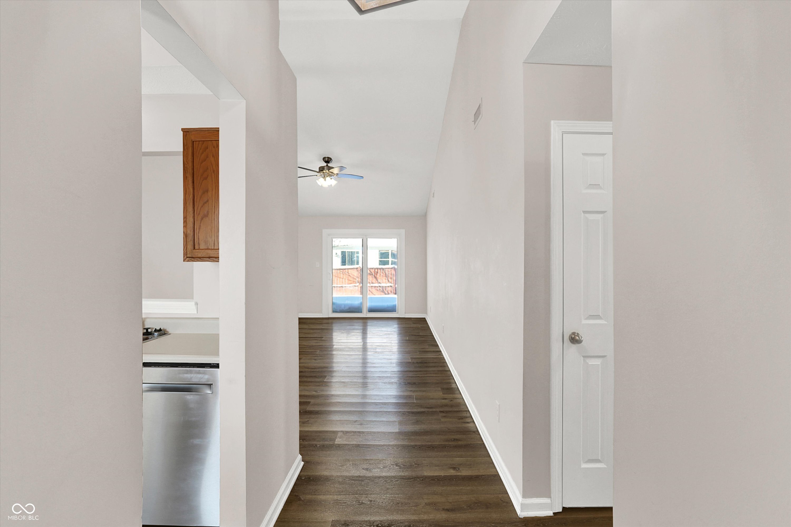 6726 Colleens Way Indianapolis, IN 46221 - Photo 13 of 36