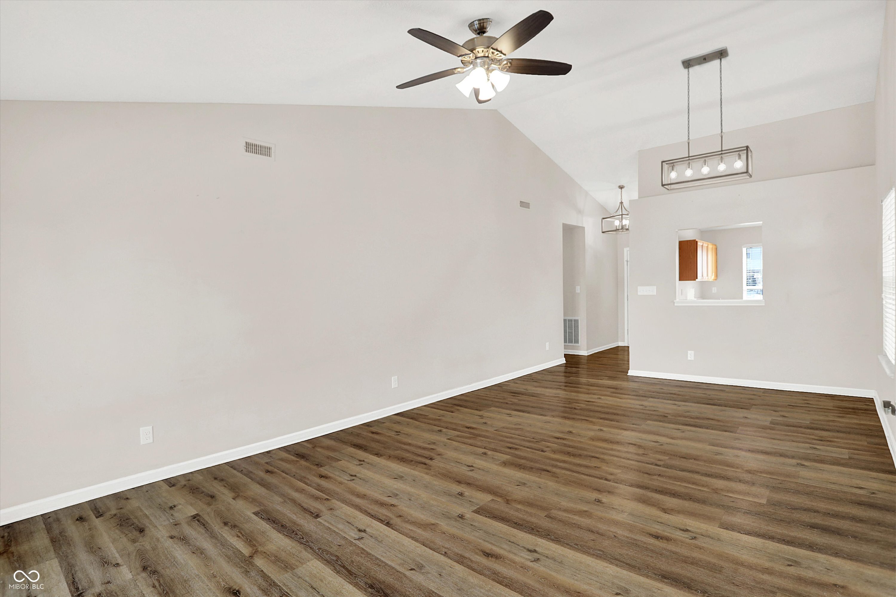 6726 Colleens Way Indianapolis, IN 46221 - Photo 20 of 36