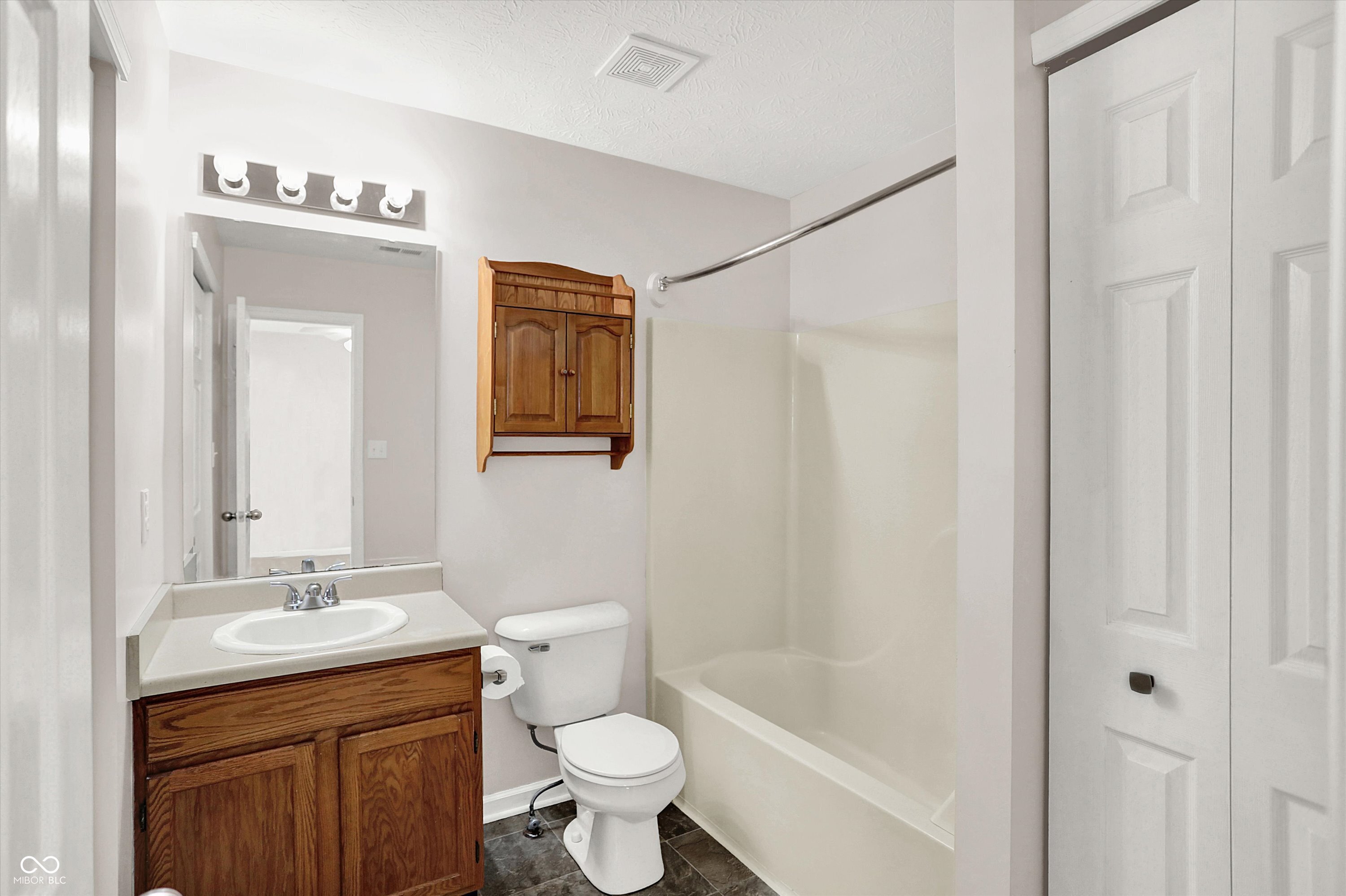 6726 Colleens Way Indianapolis, IN 46221 - Photo 28 of 36