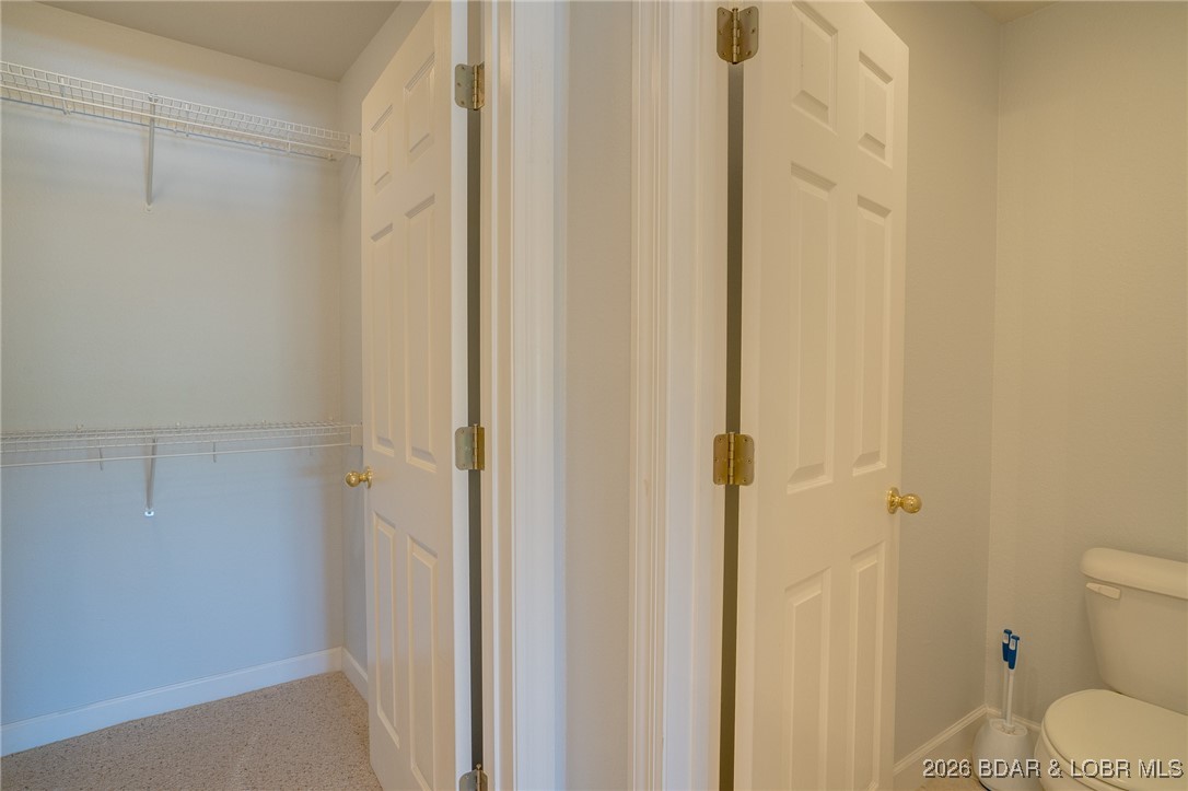 68 Lighthouse Road, Unit 231 Lake Ozark, MO 65049 - Photo 22 of 45 The main bathroom
